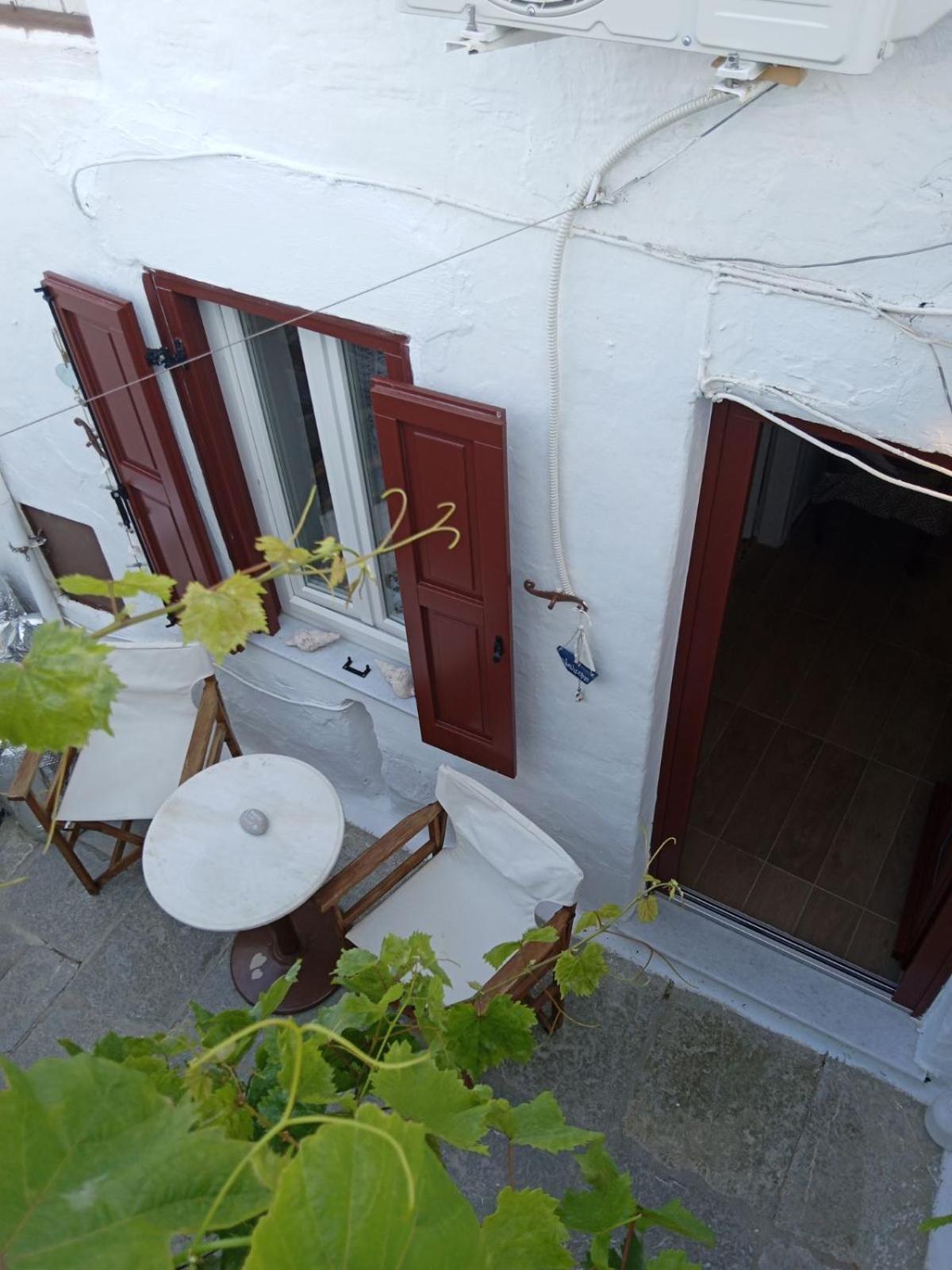 Marthas Traditional House Symi Exterior photo